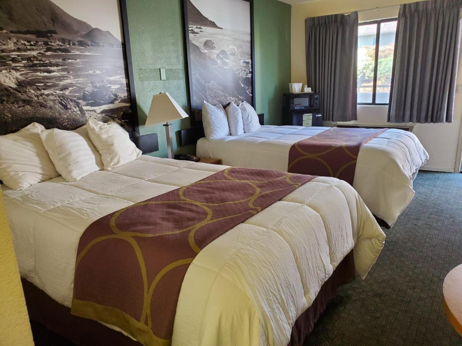 Mission Hotel *